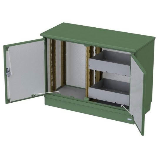Compact green enclosure internal rack