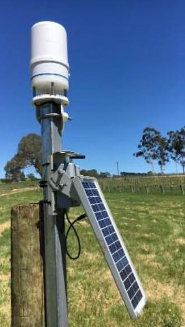 Pole mounted solar data logger