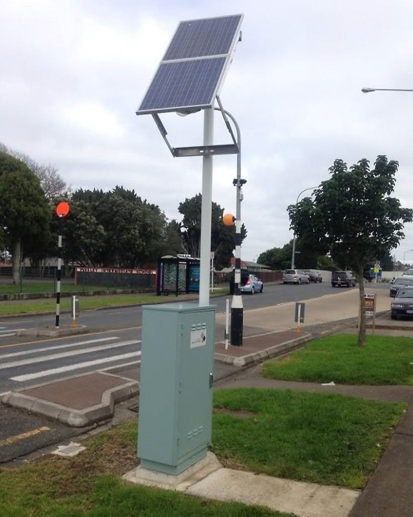Solar traffic monitoring pole setup