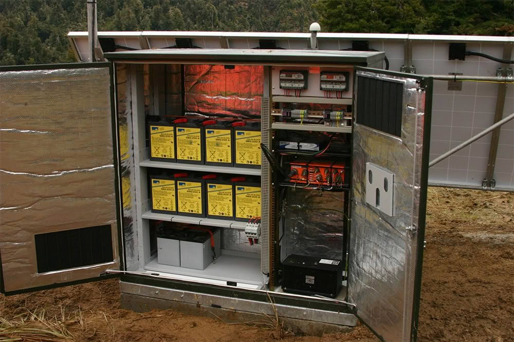 Open telecom battery cabinet setup