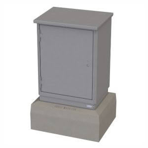 Single door cabinet, aluminum & concrete plinth, 600W x 450D x 840H